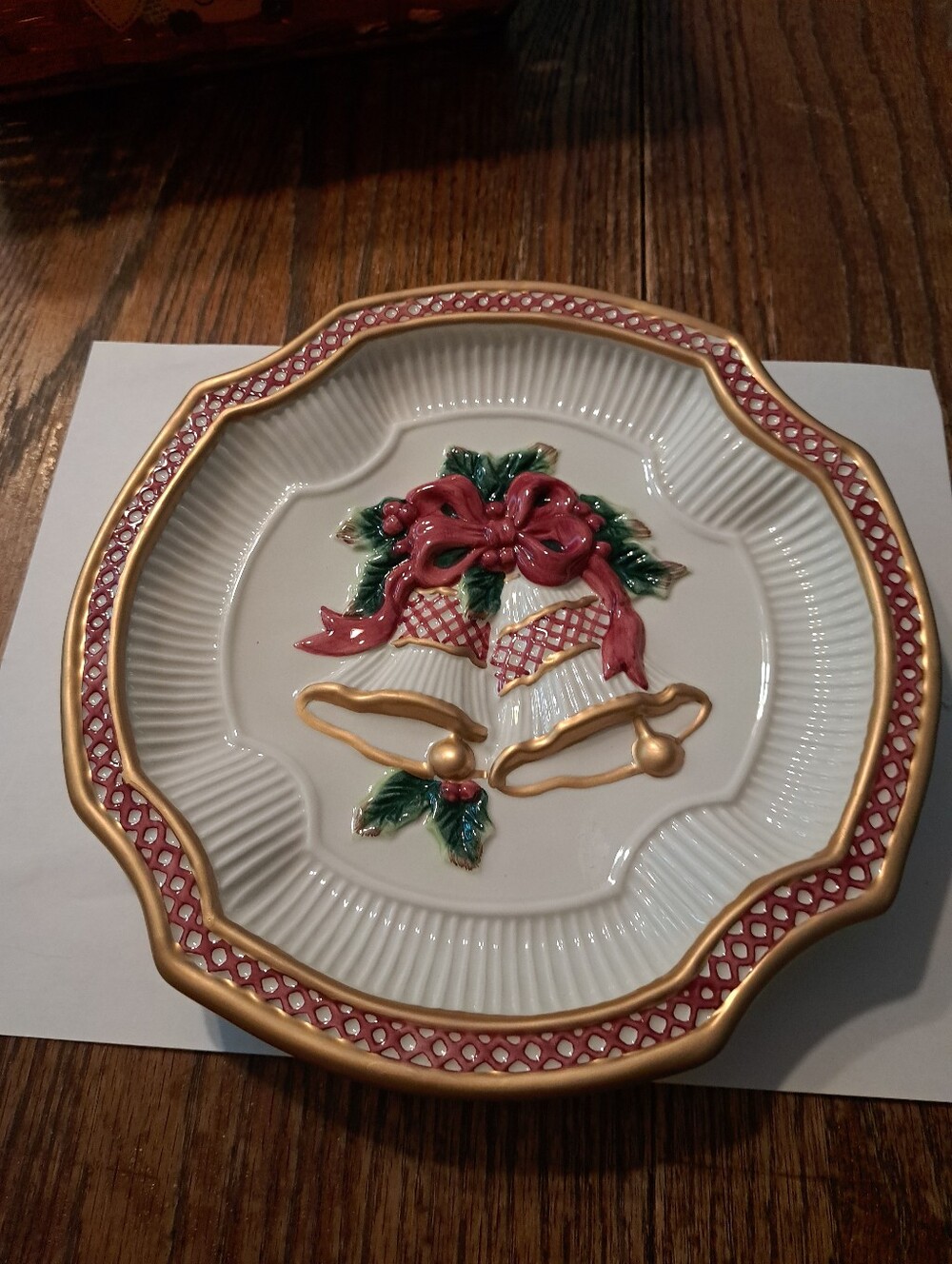 Fitz and Floyd Essentials Christmas Bells Plate Gold Trim 8.5" Holiday